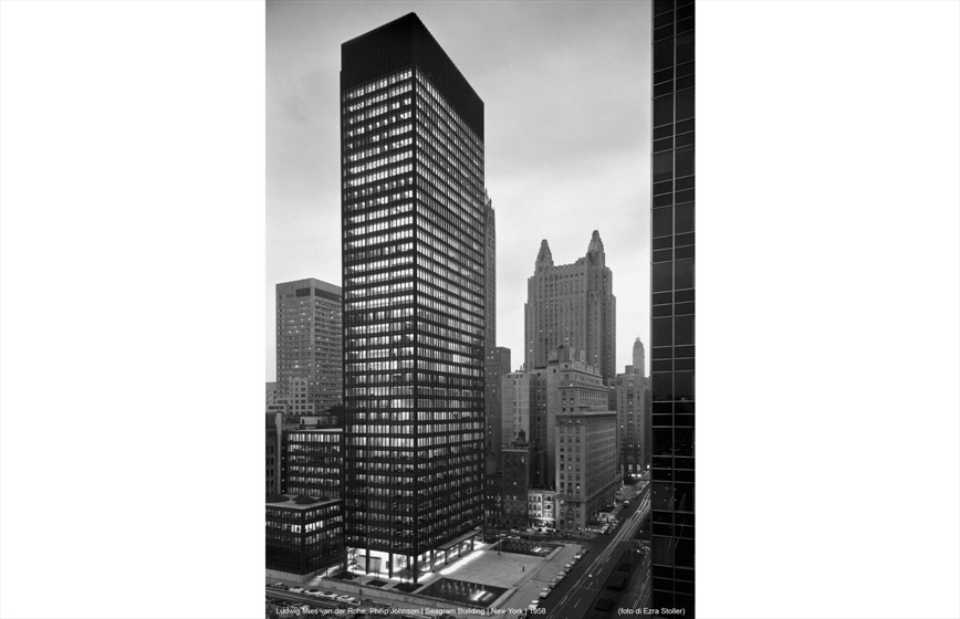 Willem Brouwer - Stile - 06 - Mads Frederik Seagram Building